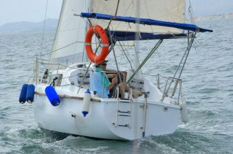 Prácticas de vela para los títulos Náuticos en Los Alcázares, Murcia
